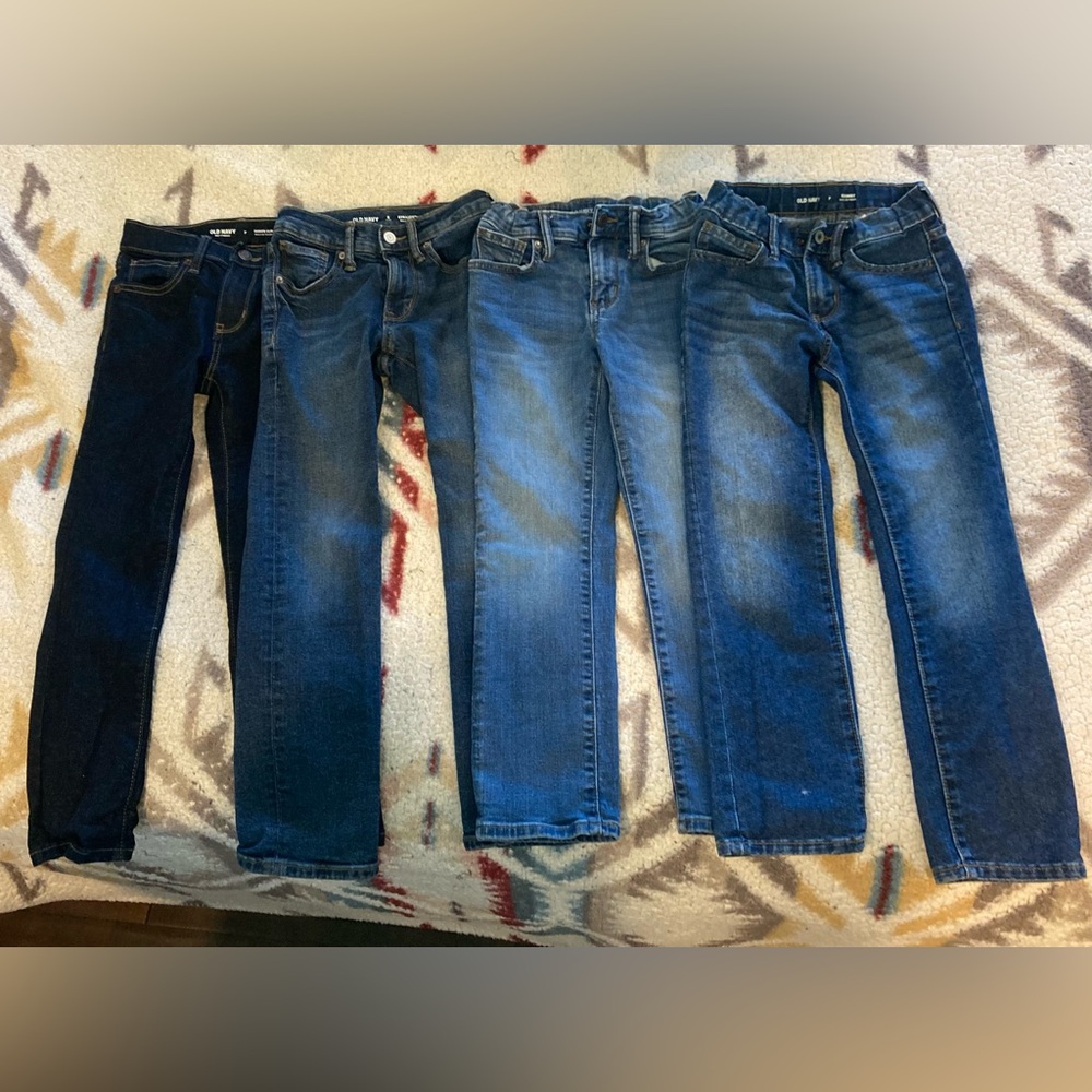 Old Navy Boys Jeans Bundle 
3 pairs size 7
1 pair size 8